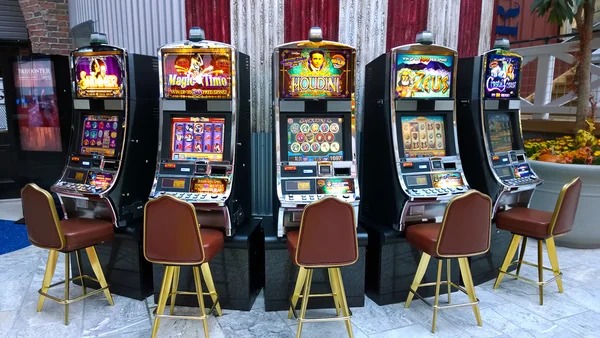 QRIS deposit screen QRIS payment confirmation